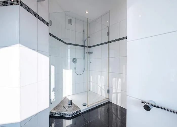 Kaufmannshof App 3 טימנדורפר שטרנד